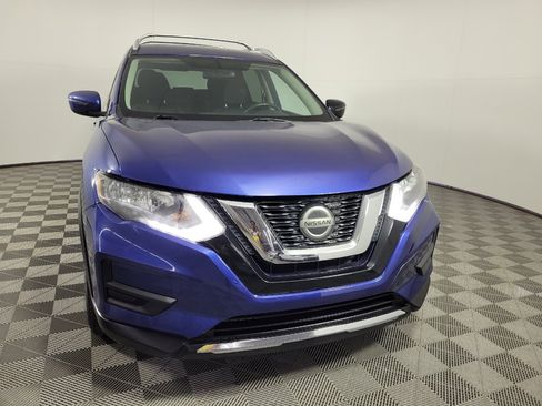 Used 2018 Nissan Rogue SV AWD/4WD image 14