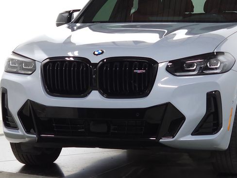 Used 2024 BMW X3 M40i AWD/4WD image 3