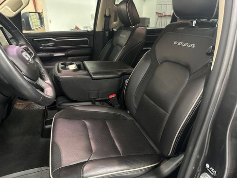 Used 2021 RAM 1500 Laramie w/ Off Road Group AWD/4WD image 9