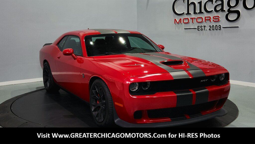 Used 2016 Dodge Challenger SRT Hellcat RWD image 2