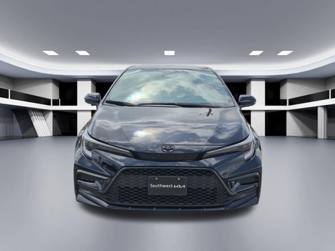 Used 2024 Toyota Corolla SE FWD image 9