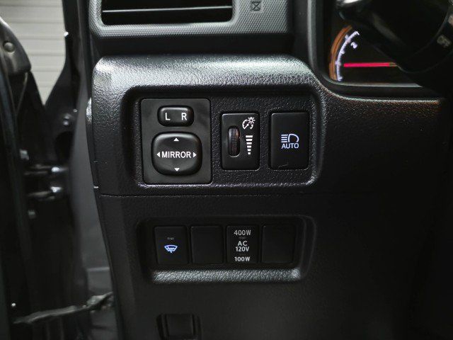 Used 2021 Toyota 4Runner TRD Off-Road Premium w/ Moonroof Package AWD/4WD image 30