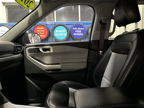Certified 2023 Ford Explorer XLT w/ Equipment Group 202A image 24