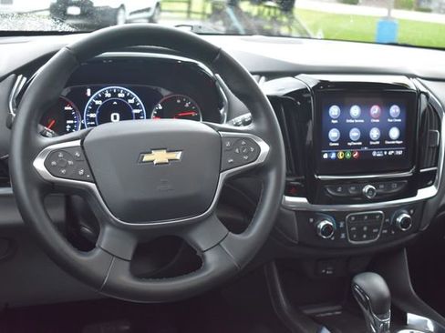 Used 2023 Chevrolet Traverse Premier w/ LPO, Floor Liner Package AWD/4WD image 25