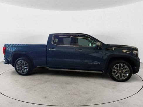 Used 2026 GMC Sierra 1500 Denali w/ Denali Reserve Package AWD/4WD image 4