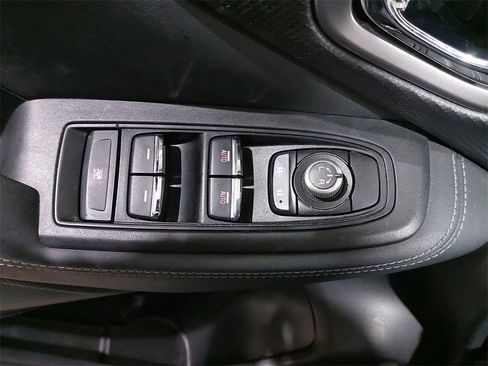 Used 2022 Subaru Forester Touring image 27