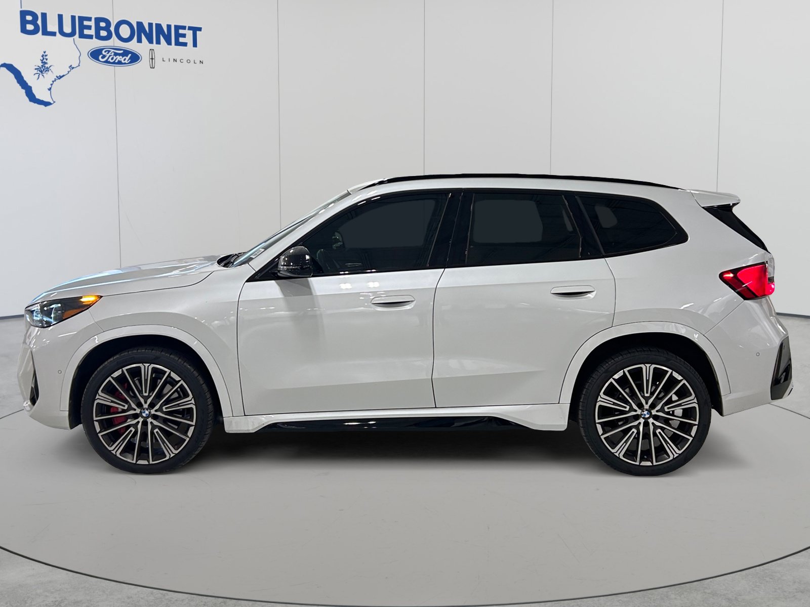 Used 2025 BMW X1 xDrive28i w/ Premium Package AWD/4WD image 7
