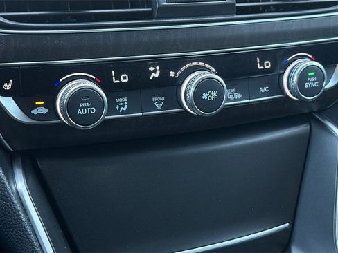 Certified 2019 Honda Accord EX-L image 22