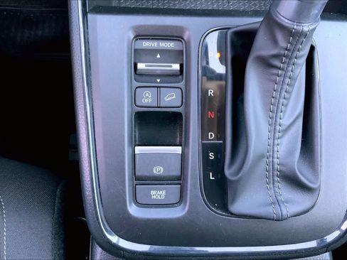 Used 2025 Honda CR-V LX image 35