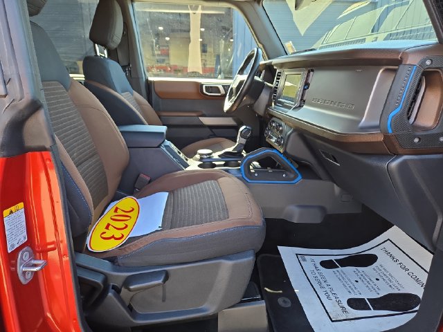 Used 2023 Ford Bronco Outer Banks AWD/4WD image 34