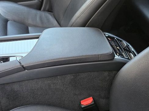 Used 2019 Volvo XC90 T6 Momentum w/ Advanced Package image 9