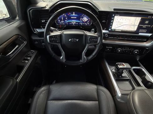 Used 2024 Chevrolet Silverado 1500 LT Trail Boss w/ Convenience Package II image 16