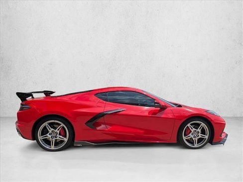 Used 2021 Chevrolet Corvette Stingray Coupe w/ 1LT RWD image 4