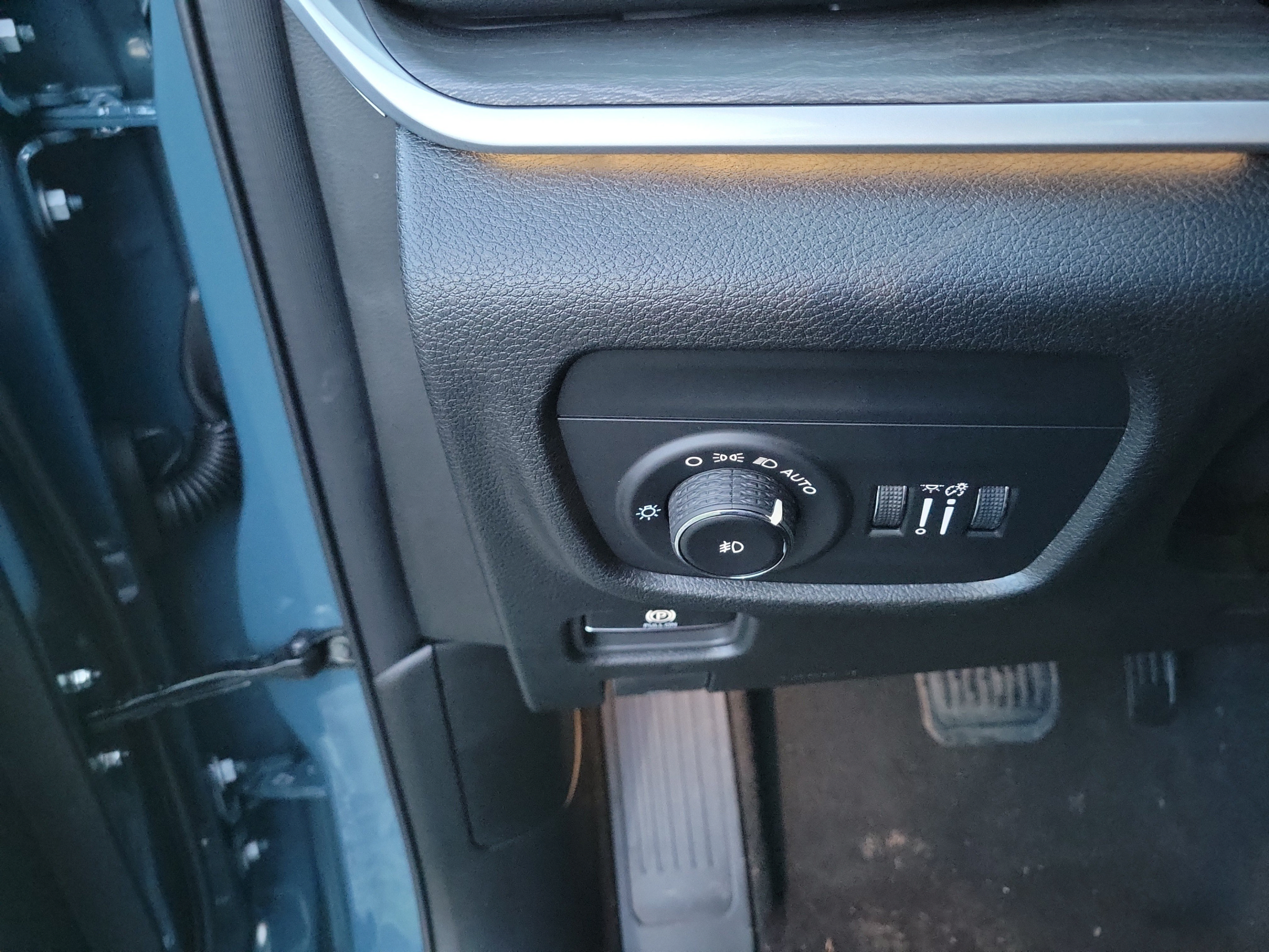New 2027 Jeep Grand Cherokee Limited w/ Limited Altitude Package RWD image 25
