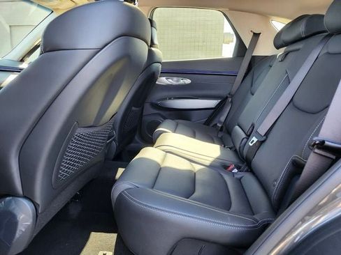 New 2026 Genesis GV70 2.5T Select AWD/4WD image 16