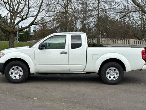 Used 2020 Nissan Frontier S image 5