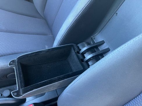 Used 2007 Nissan Versa SL image 15