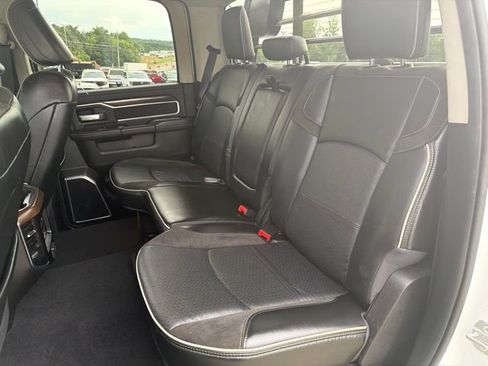 Used 2024 RAM 5500 Laramie AWD/4WD image 18
