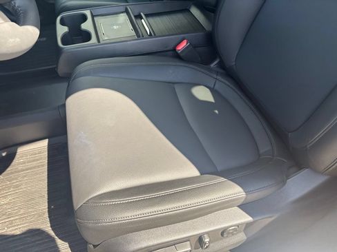 Certified 2026 Honda Odyssey EX-L image 12