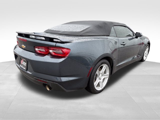 Used 2021 Chevrolet Camaro LT RWD image 7