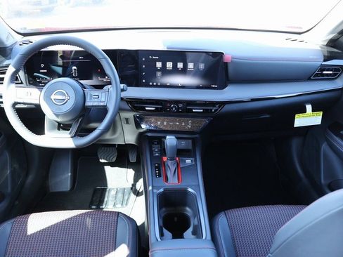 New 2026 Nissan Kicks SR image 6