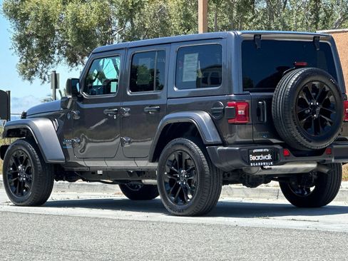 Used 2025 Jeep Wrangler Unlimited Sahara w/ Safety Group AWD/4WD image 6