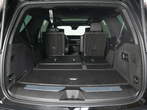 Used 2026 Cadillac Escalade V AWD/4WD image 13