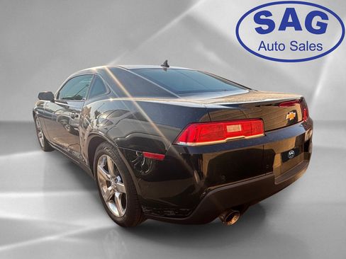 Used 2015 Chevrolet Camaro LT w/ 1LT Preferred Package RWD image 4