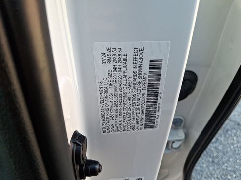 Certified 2024 Honda Passport EX-L image 27