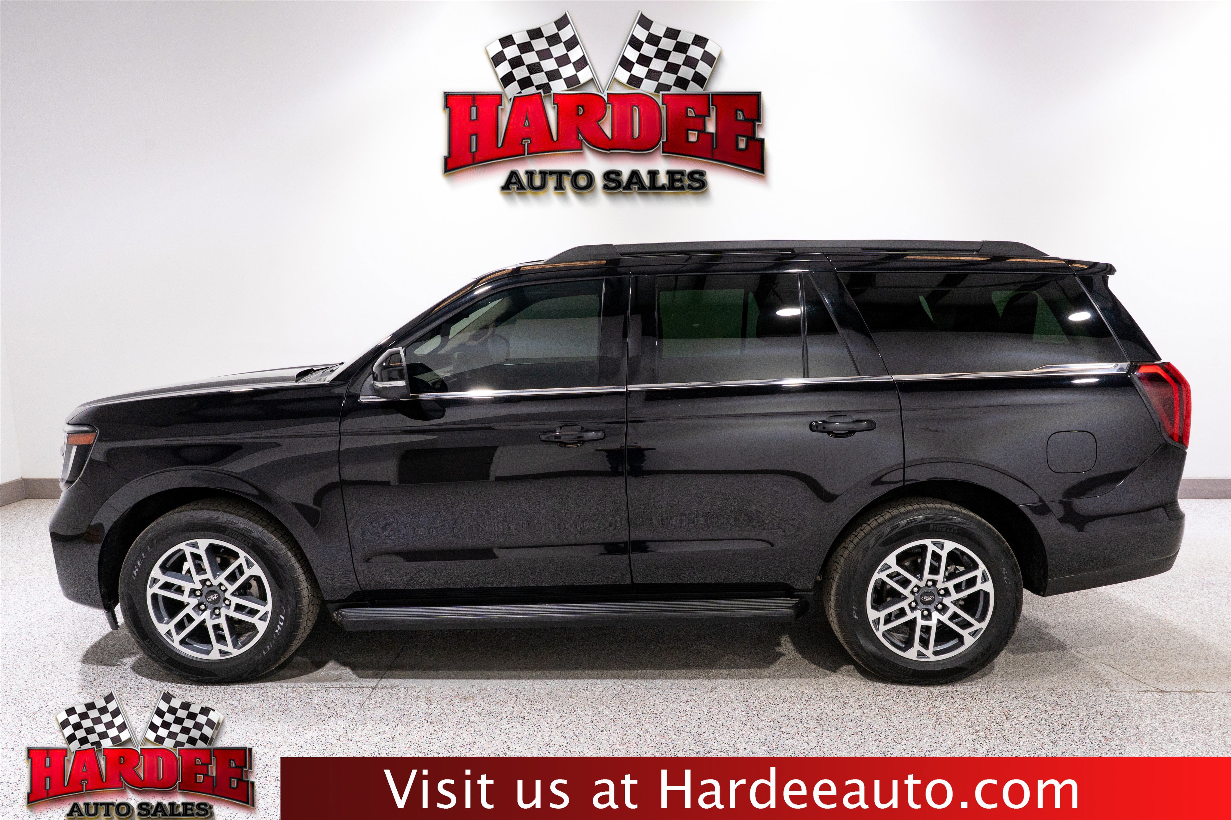 Used 2025 Ford Expedition Active AWD/4WD 360° Tour