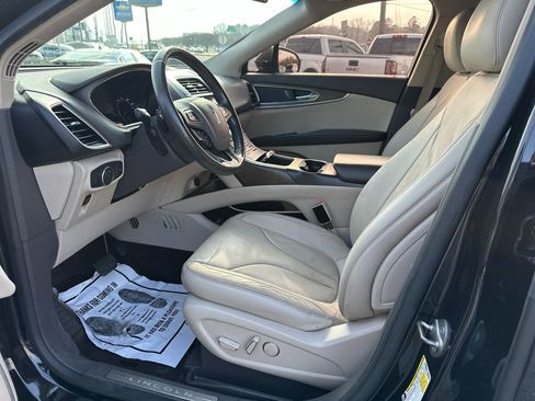 Used 2016 Lincoln MKX Reserve w/ Climate Package image 14