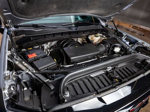Used 2023 GMC Sierra 1500 AT4X AWD/4WD image 40