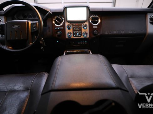 Used 2015 Ford F250 Lariat w/ Lariat Ultimate Package image 13