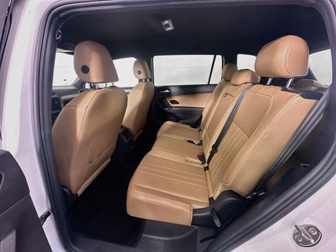 Used 2023 Volkswagen Tiguan SE FWD image 26