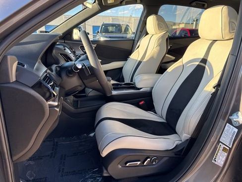 Used 2025 Acura RDX A-Spec image 12