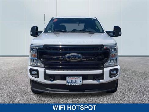Used 2022 Ford F250 XLT w/ Black Appearance Package AWD/4WD image 8