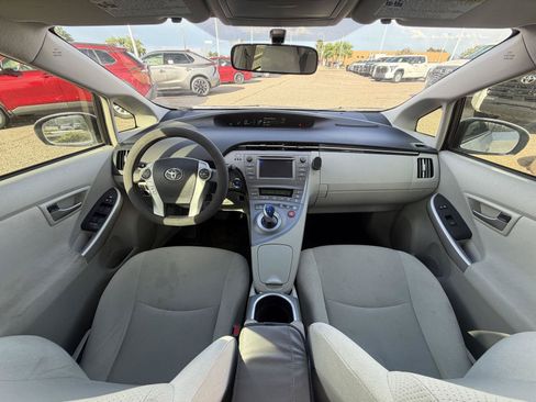 Used 2014 Toyota Prius Two FWD image 20