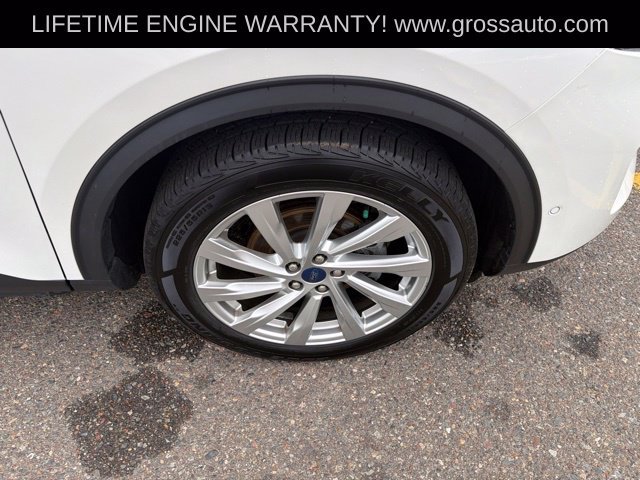 Used 2022 Ford Escape Titanium w/ Titanium Elite Package AWD/4WD image 28