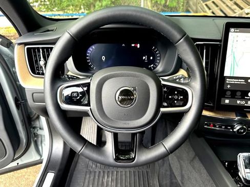 Used 2026 Volvo XC60 B5 Plus w/ Protection Package Premier AWD/4WD image 11