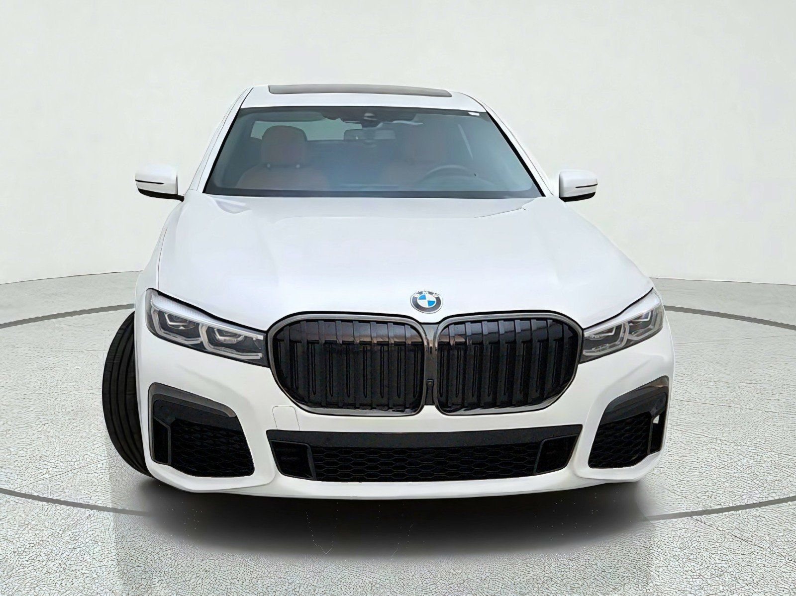 Used 2022 BMW 750i xDrive AWD/4WD image 3
