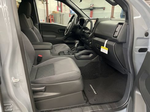 New 2026 Nissan Frontier SV AWD/4WD image 23