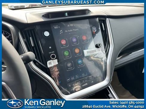 Used 2025 Subaru Outback Touring XT image 9