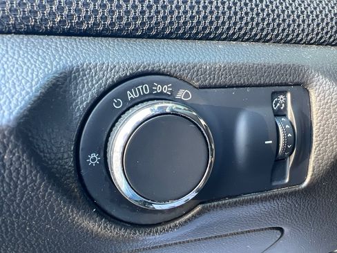 Used 2015 Chevrolet Cruze LT FWD image 33