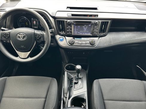 Certified 2018 Toyota RAV4 LE AWD/4WD image 13
