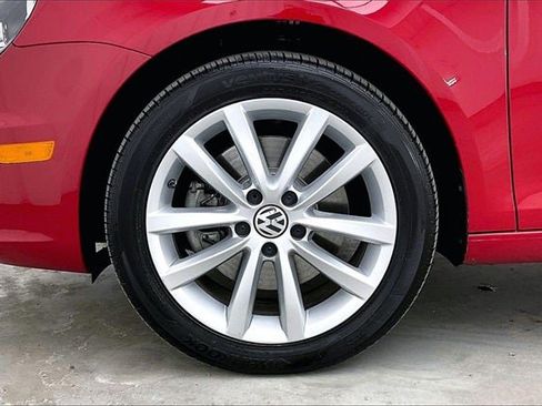 Used 2014 Volkswagen Eos image 10