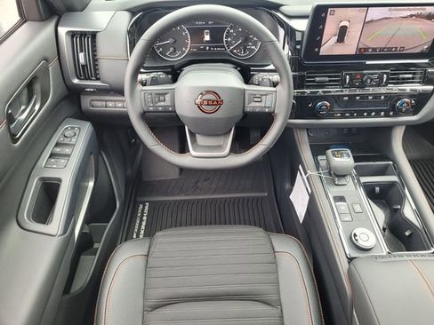New 2026 Nissan Pathfinder Rock Creek w/ Rock Creek Premium Package AWD/4WD image 12