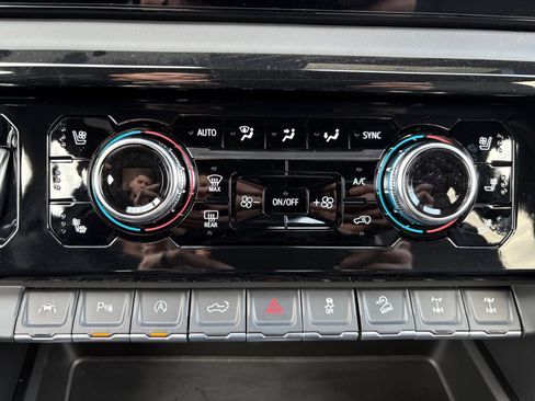 New 2026 GMC Sierra 1500 AT4X AWD/4WD image 18