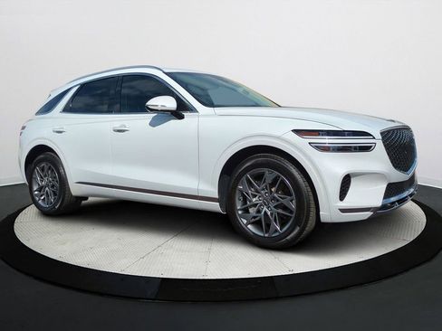 Used 2024 Genesis GV70 2.5T w/ Advanced Package image 2