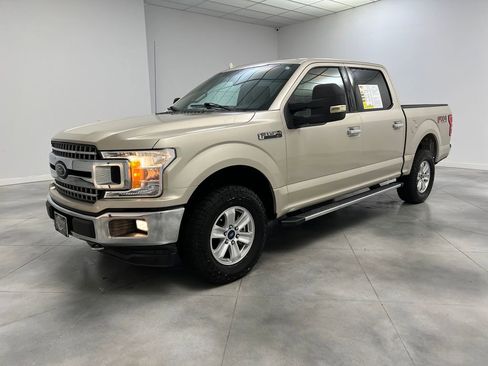 Used 2018 Ford F150 XLT w/ Equipment Group 302A Luxury AWD/4WD image 3