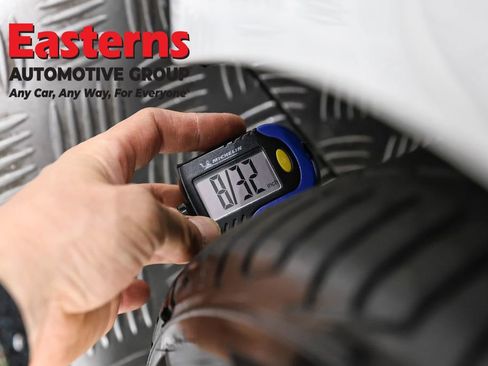 Used 2023 Tesla Model 3 Standard Range image 21